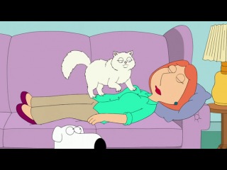 Гриффины. Лоис уснула с кошкой на ДОЙКАХ.Что за пиздец?!